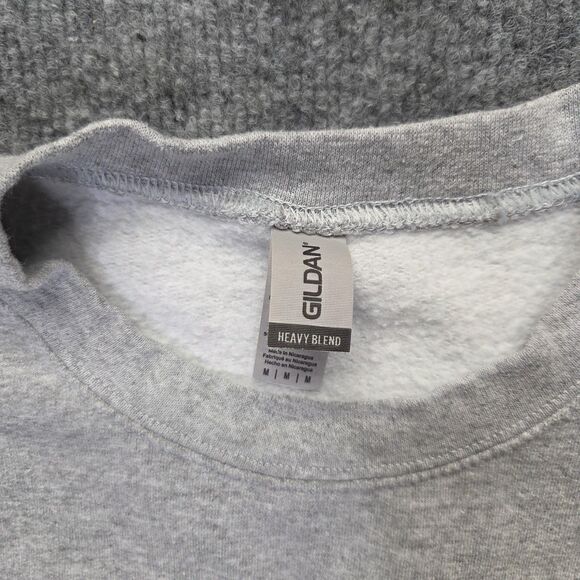 Gildan Sweatshirt Medium Gray Cat Cuddling Crewneck Heavy Blend Pullover - Picture 3 of 7